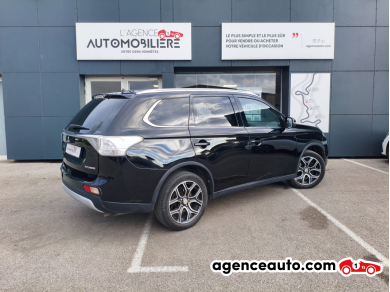 Mitsubishi Outlander — 2