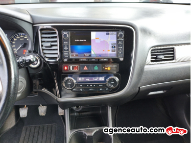 Mitsubishi Outlander — 17