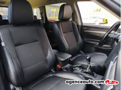 Mitsubishi Outlander — 22