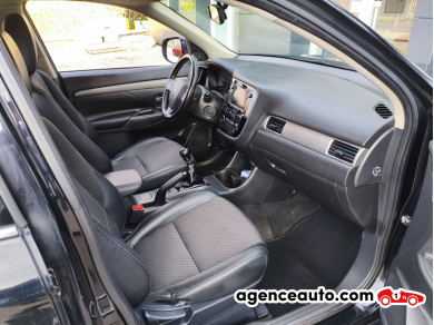Mitsubishi Outlander — 21