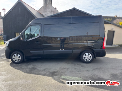Renault Master — 9