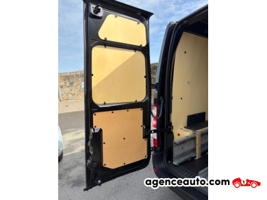 Renault Master — 24