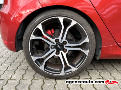 Renault Clio — 24