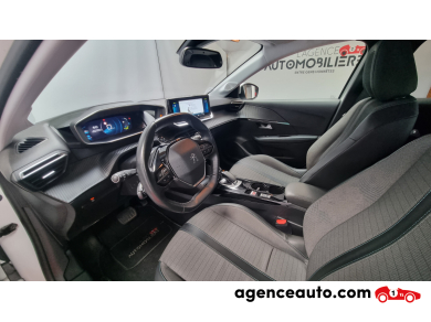 Peugeot e-208 — 11
