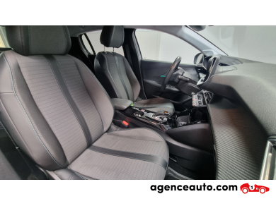 Peugeot e-208 — 14