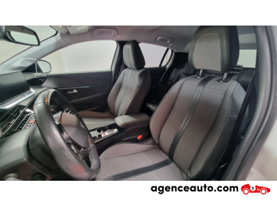 Peugeot e-208 — 12