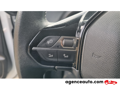 Peugeot e-208 — 35