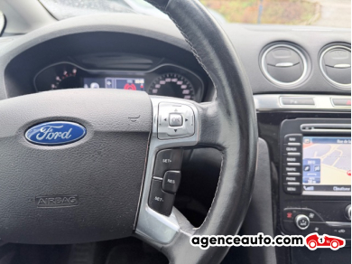 Ford S-Max — 10
