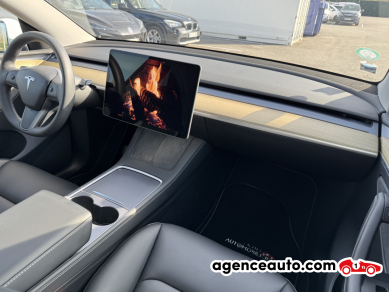 Tesla Model Y — 17