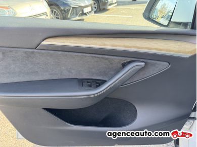 Tesla Model Y — 9