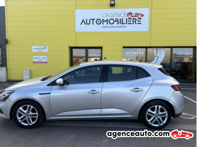 Renault Megane — 9