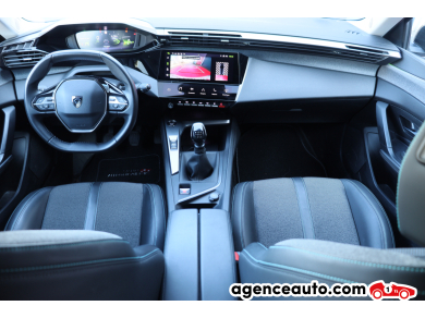 Peugeot 308 — 11