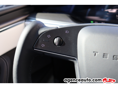 Tesla Model X — 10