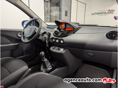 Renault Twingo — 11
