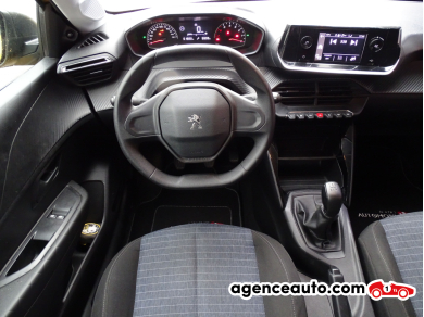 Peugeot 208 — 23