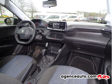 Peugeot 208 — 24