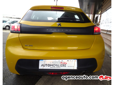 Peugeot 208 — 8