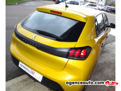 Peugeot 208 — 22