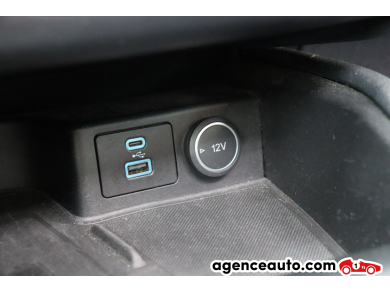 Ford Kuga — 21