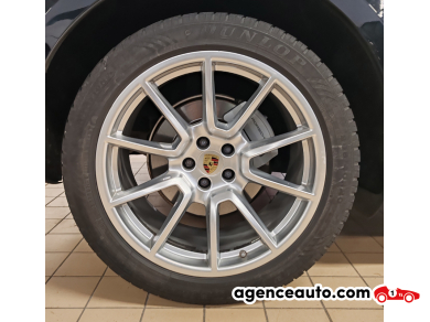 Porsche Macan — 22
