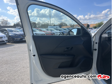 Peugeot 208 — 21