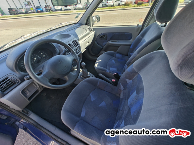 Renault Clio — 11