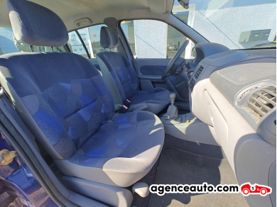 Renault Clio — 15