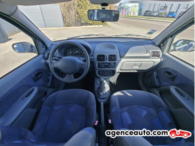 Renault Clio — 17