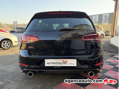 Volkswagen Golf — 4