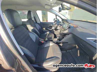 Peugeot 2008 — 15