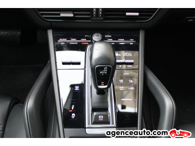 Porsche Cayenne — 21