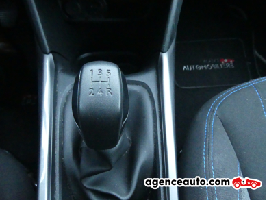 Peugeot 2008 — 27