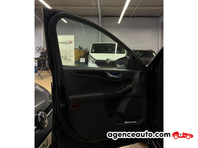 Ford Kuga — 24