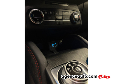 Ford Kuga — 18
