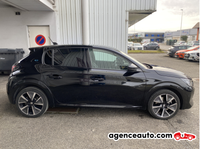 Peugeot e-208 — 4