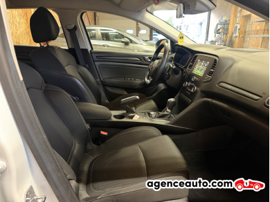 Renault Megane — 10
