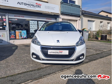 Peugeot 208 — 2