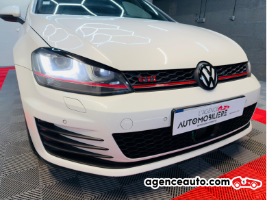 Volkswagen Golf — 8