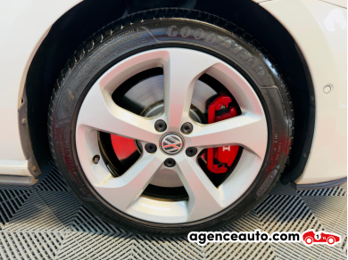 Volkswagen Golf — 28