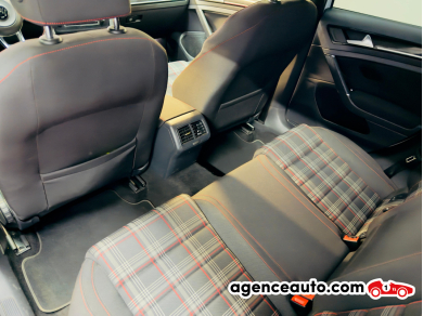 Volkswagen Golf — 25