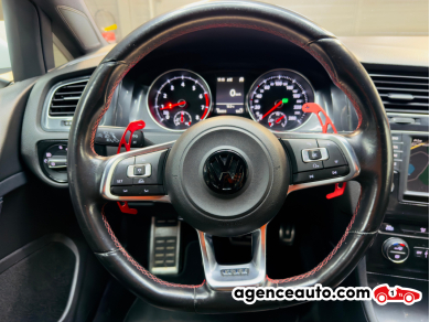 Volkswagen Golf — 17