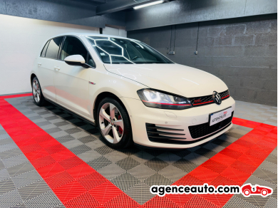 Volkswagen Golf — 3