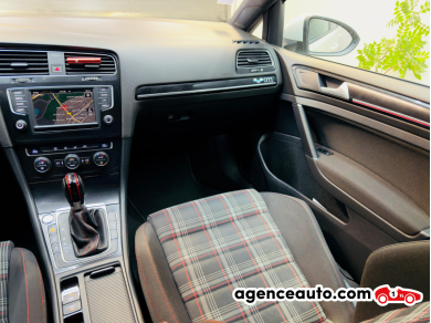 Volkswagen Golf — 16