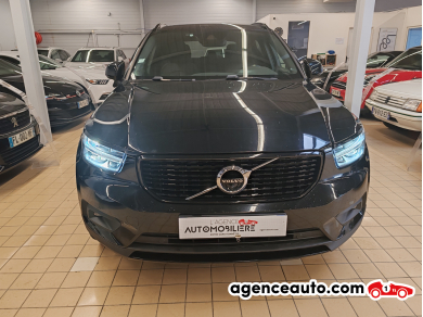 Volvo XC40 — 2