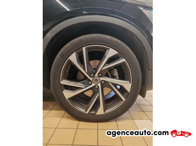 Volvo XC40 — 25