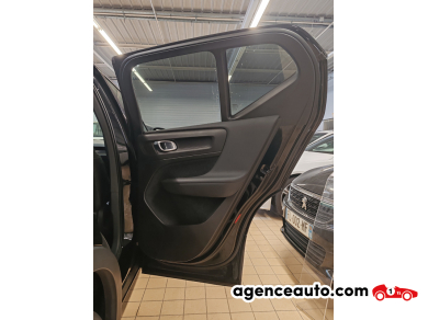 Volvo XC40 — 28