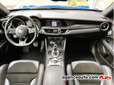 Alfa Romeo STELVIO — 9