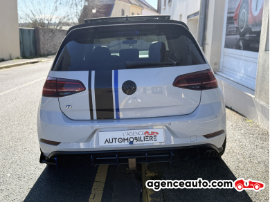 Volkswagen Golf — 5