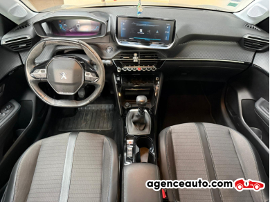 Peugeot 208 — 14