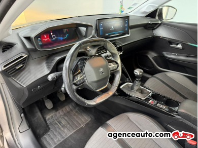 Peugeot 208 — 13